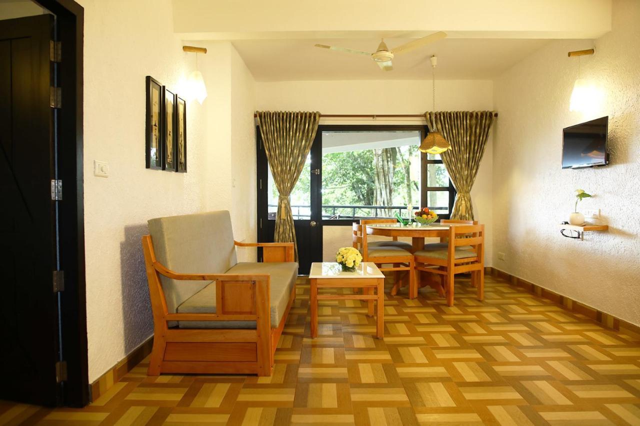 The Tall Trees Munnar Exterior photo