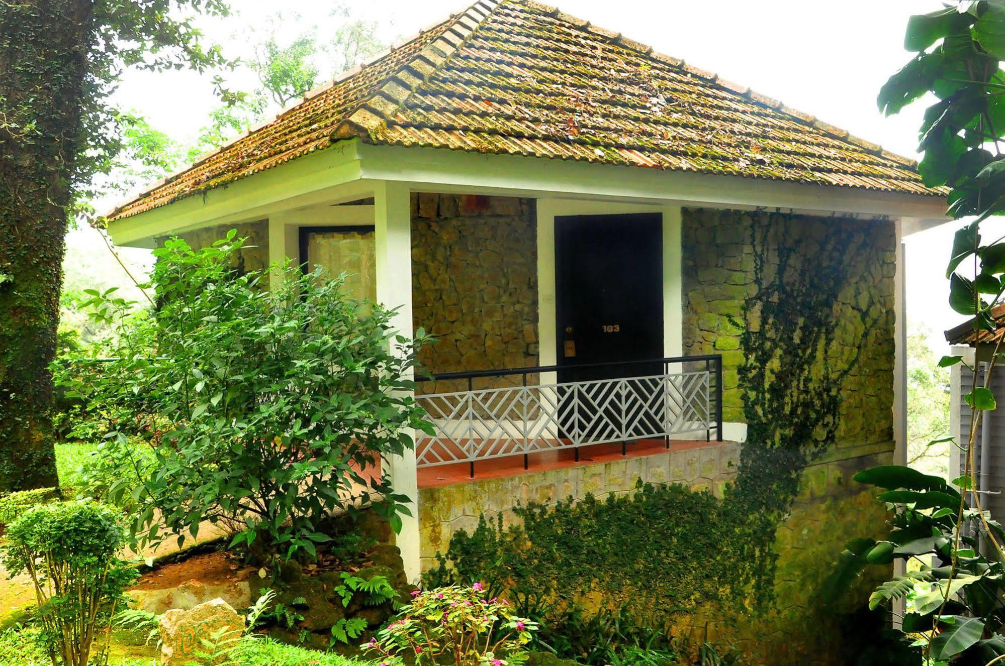 The Tall Trees Munnar Exterior photo