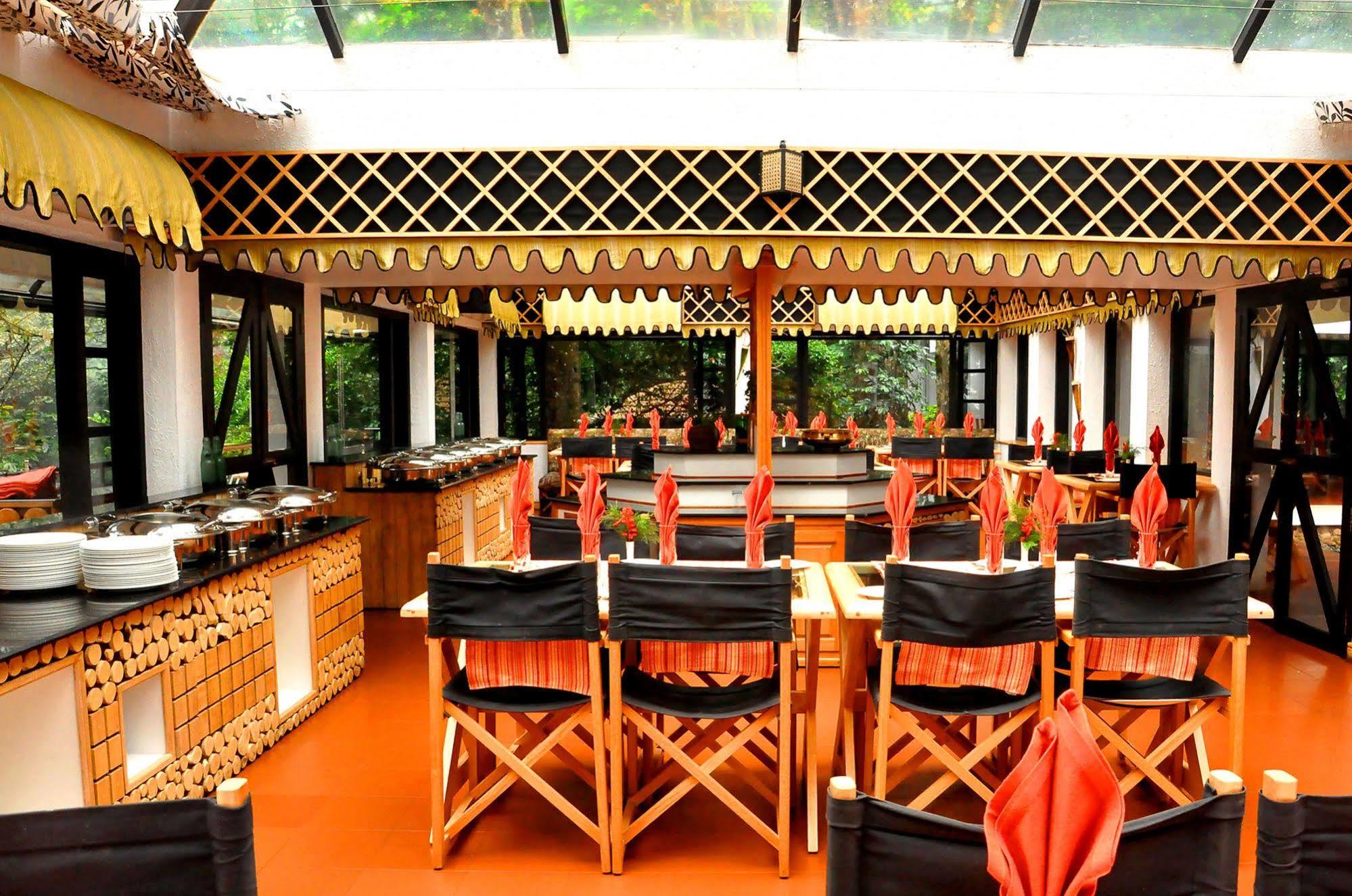 The Tall Trees Munnar Exterior photo